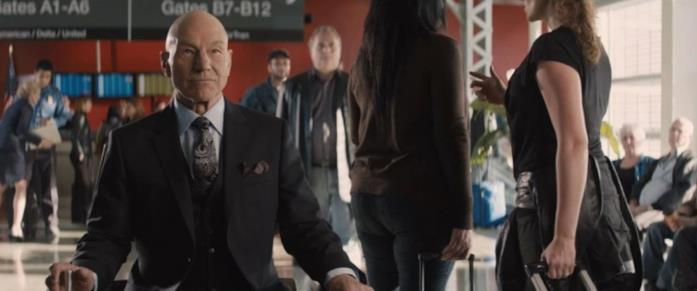 Charles Xavier / Professor X - Patrick Stewart Patrick Stewart nei panni di Charles Xavier