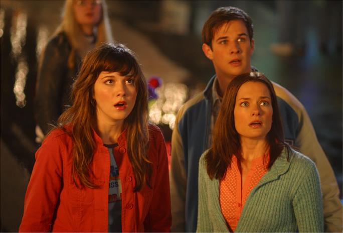 Una scena di Final Destination 3 Ryan Merriman, Mary Elizabeth Winstead e Gina Holden in Final Destination 3