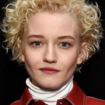 Julia Garner