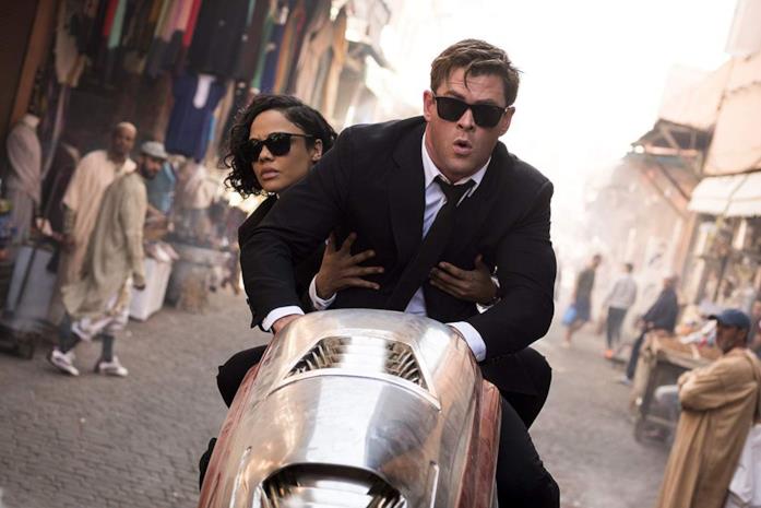 MIB: International 2 si farà mai? I due agenti MIB su un motociclo