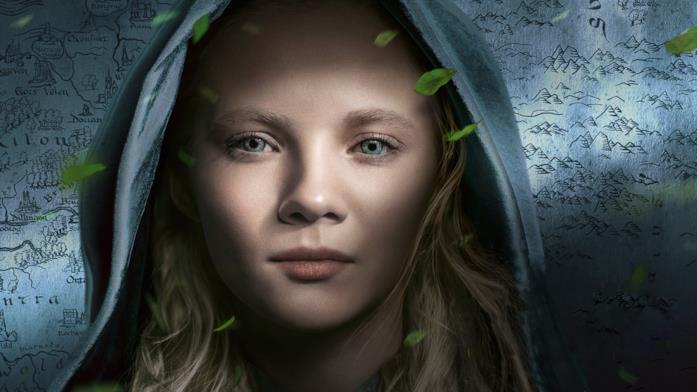 Freya Allan in un poster di The Witcher
