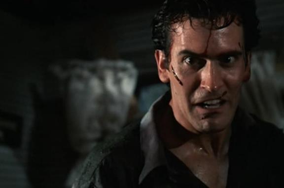 Bruce Campbell nei panni di Ash