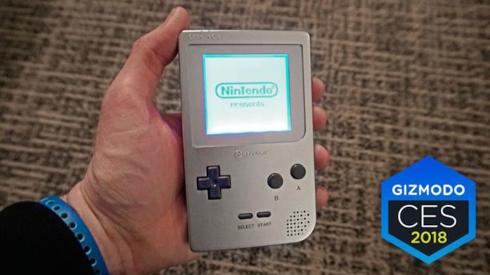 Hyperkin annuncia l'Ultra Game Boy Game Boy Ultra dal CES 2018 di Las Vegas