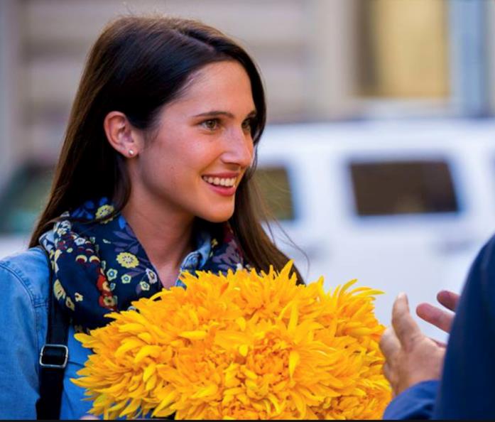 Poveri ma ricchi - Comello Una scena di Poveri ma ricchi con Lodovica Comello