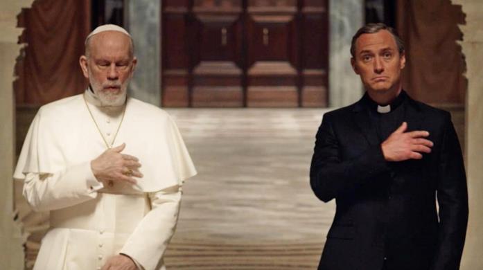 The New Pope Una scena di The New Pope