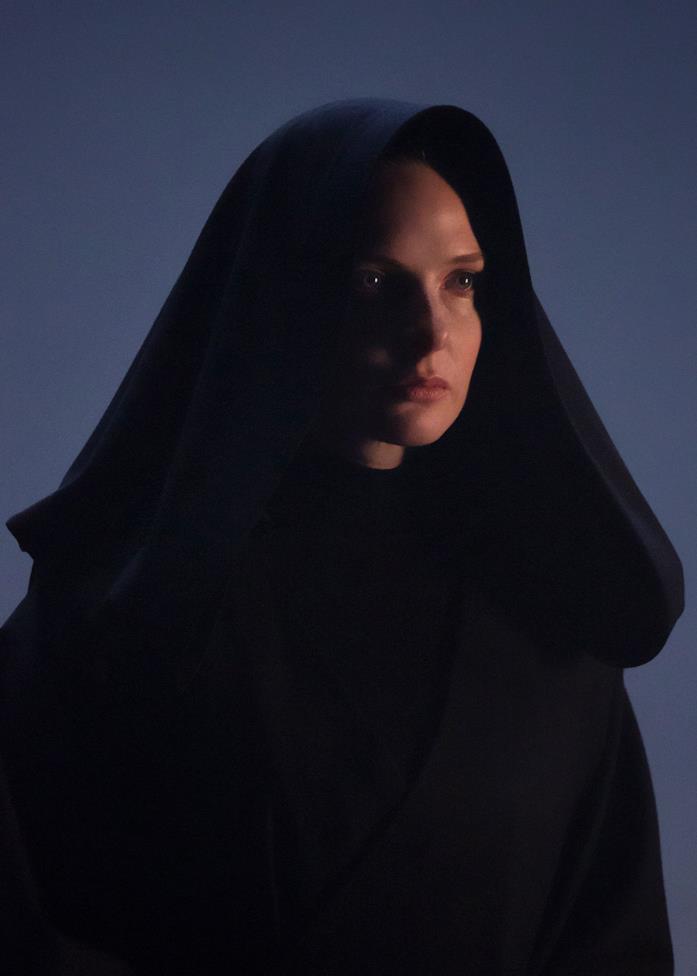 Jessica Atreides Rebecca Ferguson nei panni di Jessica Atreides, avvolta da un mantello nero