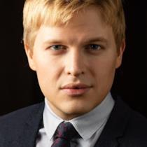 Ronan Farrow