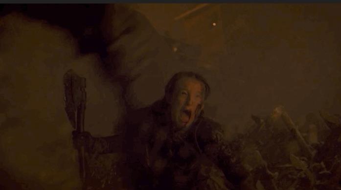Lyanna Mormont e il suo sacrificio Lyanna Mormont in una GIF della sua morte