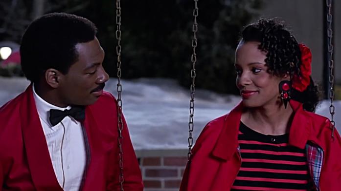 Eddie Murphy e Shari Headley ne Il Principe Cerca Moglie Primo piano di Eddie Murphy e Shari Headley ne Il Principe Cerca Moglie