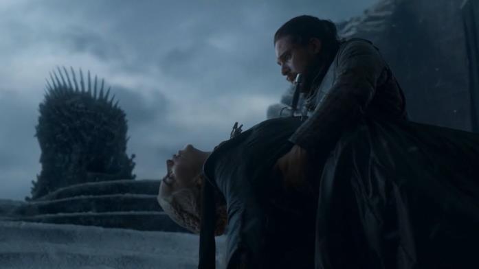 Game of Thrones: chi è il principe che fu promesso della profezia? Emilia Clarke e Kit Harington in Game of Thrones 8x06