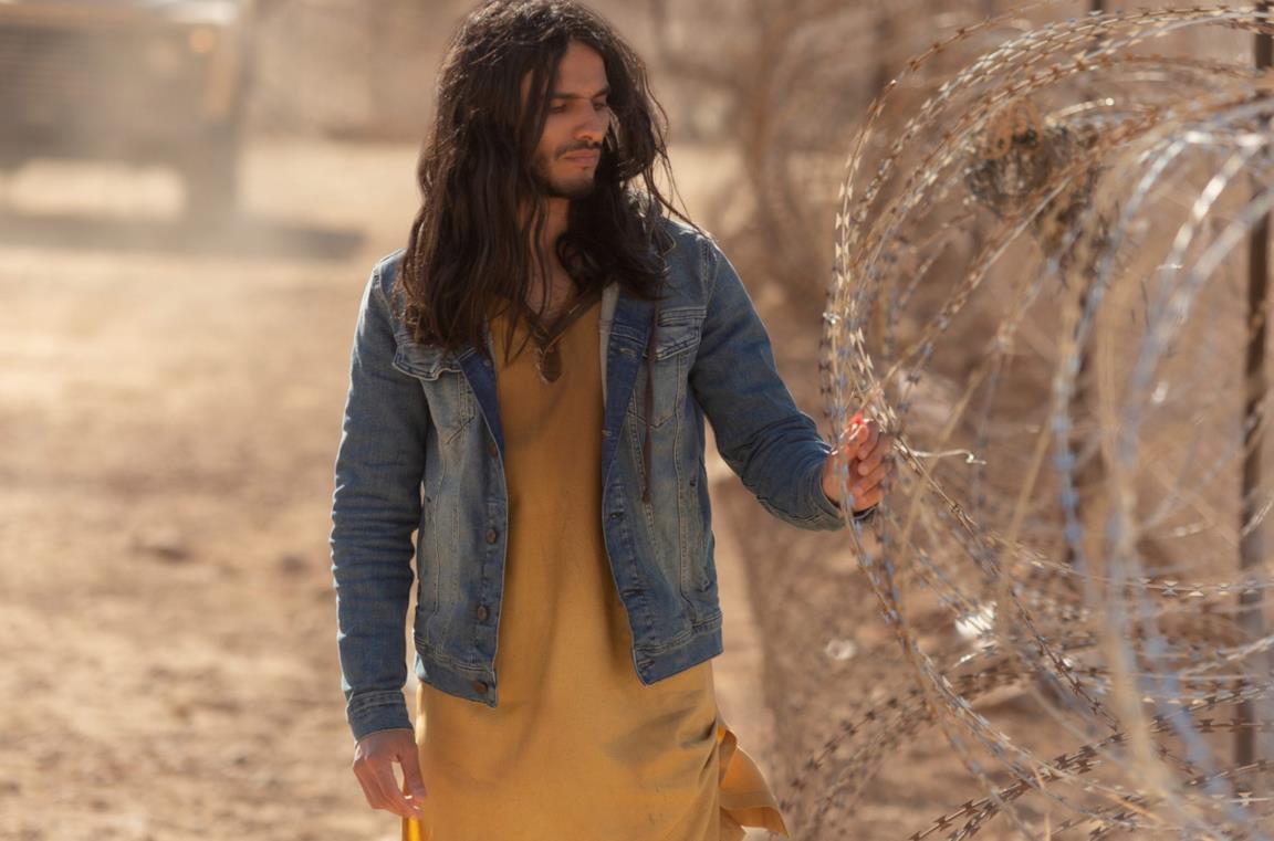 Mehdi Dehbi in Messiah