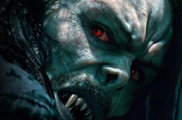 Primo piano di Morbius (Jared Leto)