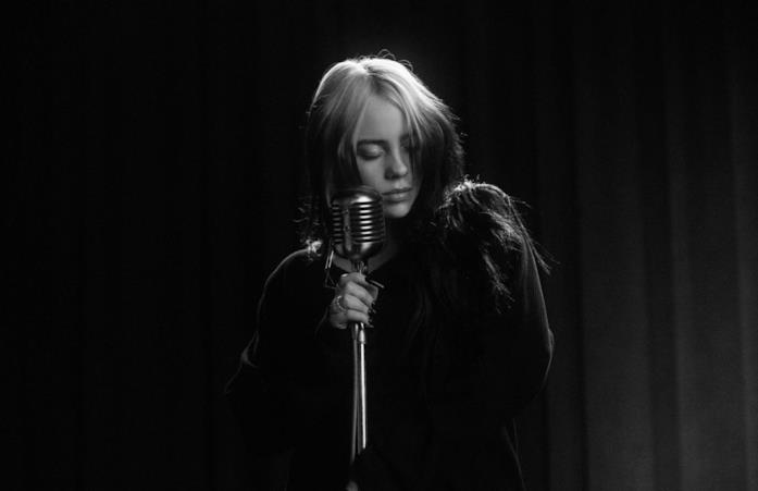 No Time to Die: la canzone di Billie Eilish per il nuovo Bond Billie Eilish nel video di No Time to Die