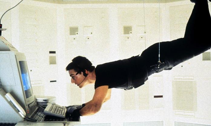 Un'immagine di Tom Cruise in Mission: Impossible