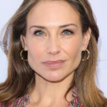 Claire Forlani