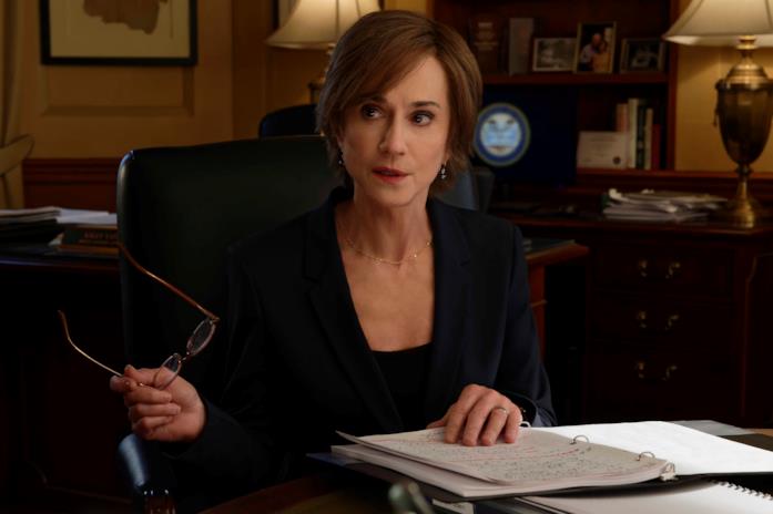 The Comey Rule, il cast e il trailer della serie su Sky Holly Hunter