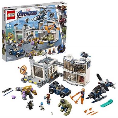 LEGO 76131 Super Heroes Avengers Battaglia nel Quartier Generale, Set di Gioco con Super Eroi, 699 pezzi, 8+