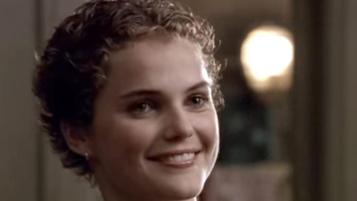 La bella Felicity dopo il drastico taglio di capelli Keri Russell nelle vesti di Felicity con i capelli cortissimi