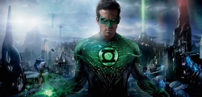 Ryan Reynolds è Lanterna Verde nel poster del film