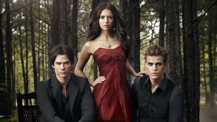 Damon, Elena e Stefan, protagonisti di The Vampire Diaries Un poster promozionale di The Vampire Diaries
