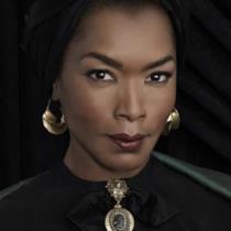 Angela Bassett