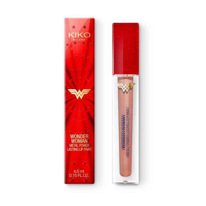 Metal Power Lasting Lip Paint e le labbra di Diana Prince Metal Power Lasting Lip Paint