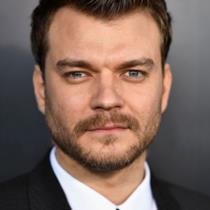 Pilou Asbæk