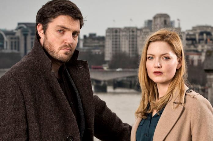Tom Burke e Holliday Grainger, protagonisti di Strike