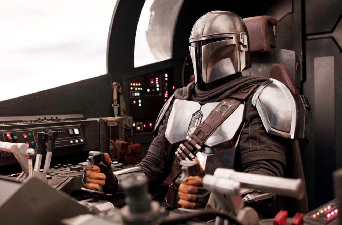 Il Mandaloriano di Pedro Pascal nella serie TV The Mandalorian