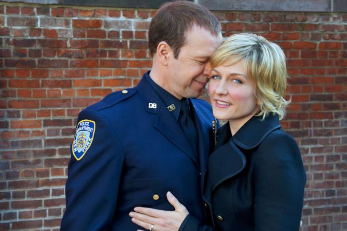 Linda e Danny Reagan in una scena di Blue Bloods