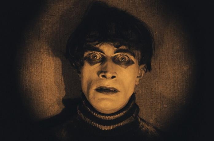 Conrad Veidt in una scena del film Il gabinetto del dottor Caligari