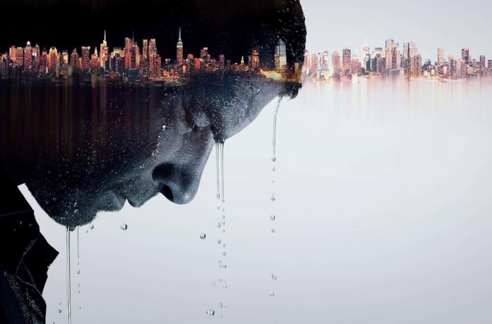Liev Schreiber è l'omonimo protagonista, Ray Donovan, nel poster della serie