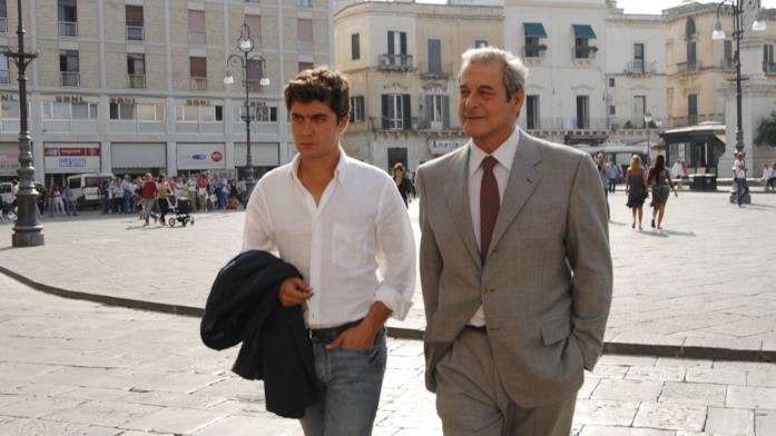 Mine vaganti: Ennio Fantastichini con Riccardo Scamarcio Ennio Fantastichini con Riccardo Scamarcio