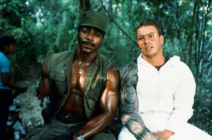 Carl Weathers e Jean-Claude Van Damme in una foto dal set