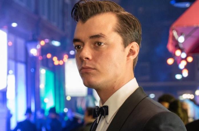 La prima foto ufficiale di Pennyworth