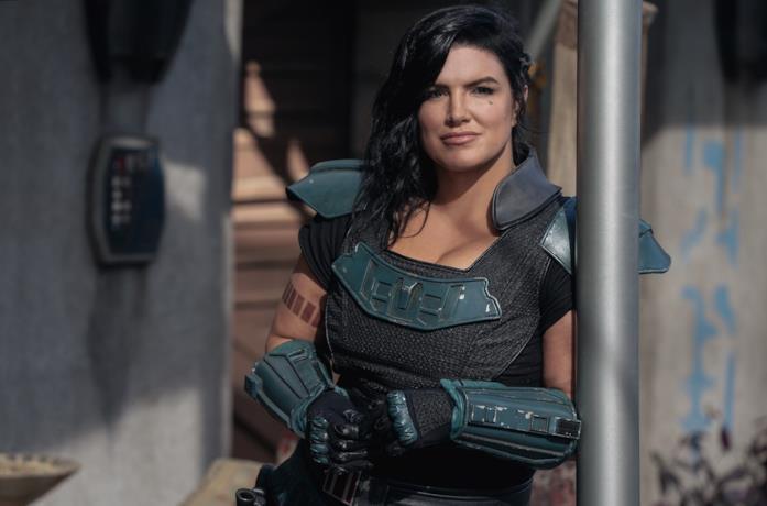 Gina Carano in una scena della serie TV The Mandalorian