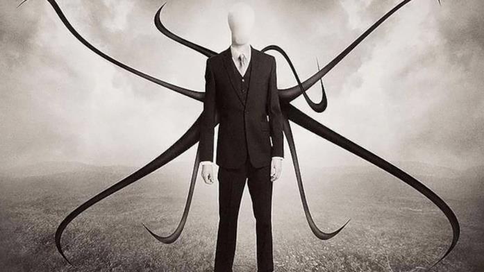 Un'altra raffigurazione dello Slender Man Lo Slender Man è senza volto e armato di tentacoli