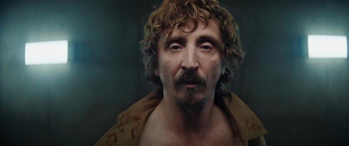 Il buco, il trailer del film spagnolo che ha stregato Toronto e Sitges Iván Massagué in una scena del film Il buco