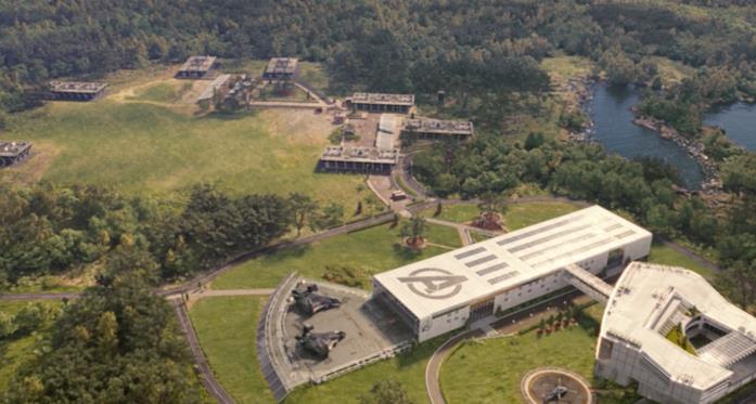 L'orologio era nella base degli Avengers di Stark Una panoramica della sede dei Vendicatori