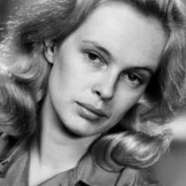 Sandy Dennis