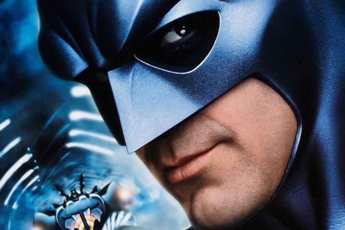 Primo piano di George Clooney nei panni di Batman