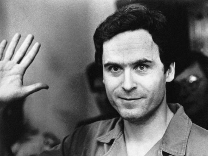 Il serial killer Ted Bundy Ted Bundy, il serial killer degli anni '70