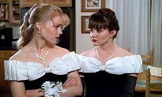 beverly hills 902010 - migliori momenti Kelly e Brenda con lo stesso vestito