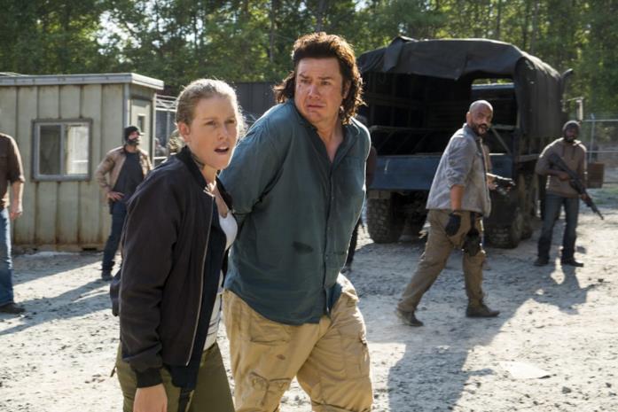 The Walking Dead: Laura e Eugene, cancellata una scena bollente fra loro The Walking Dead: Laura e Eugene