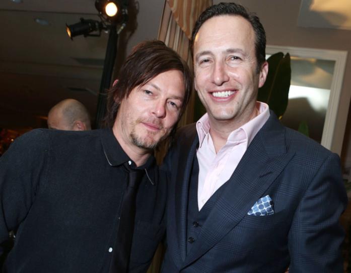 Il presidente AMC Charlie Collier e Norman Reedus Il presidente AMC Charlie Collier e Norman Reedus sul red carpet