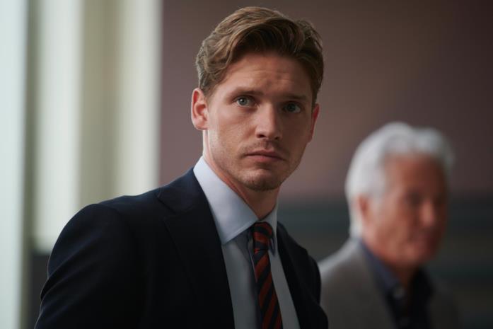MotherFatherSon: Caden Finch nel primo episodio MotherFatherSon: Caden Finch