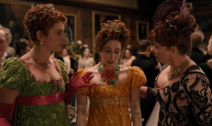 Featherington costumi Bridgerton Una scena di Bridgerton con i costumi delle Featherington