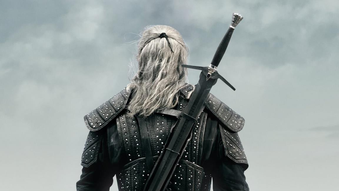 Geralt di Rivia, lo strigo interpretato da Henry Cavill