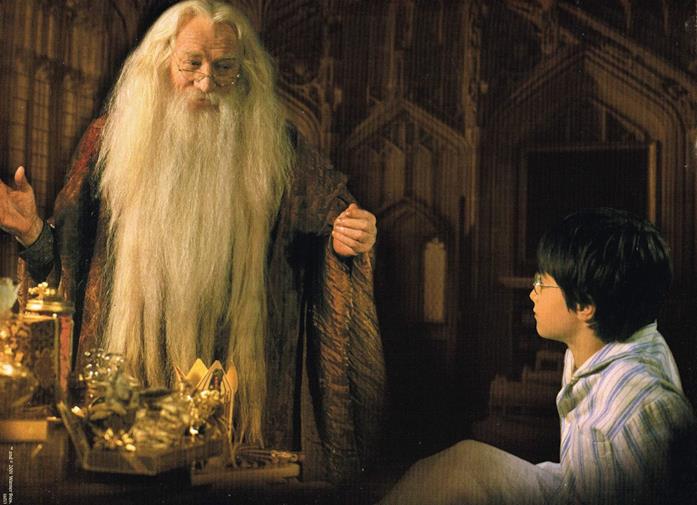 Silente ed Harry Potter Silente offre ad Harry dei dolci