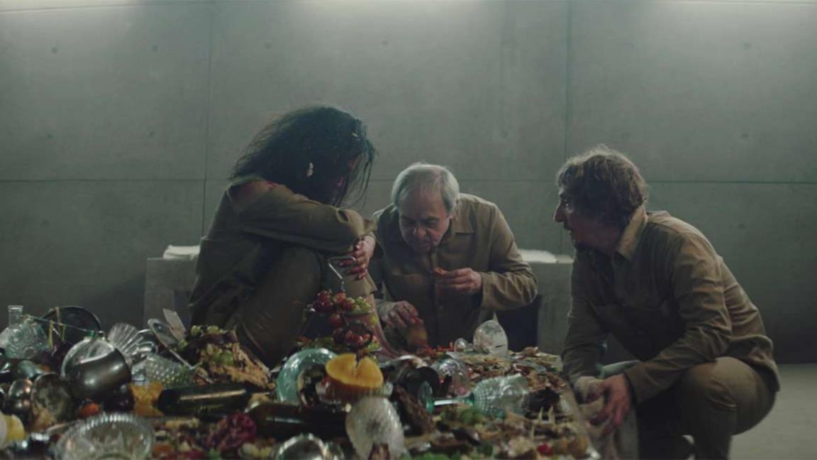 Goreng, Trimagasi e Miharu in una scena de Il buco